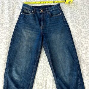 Barrel High Waist Loose Fit Jeans 4